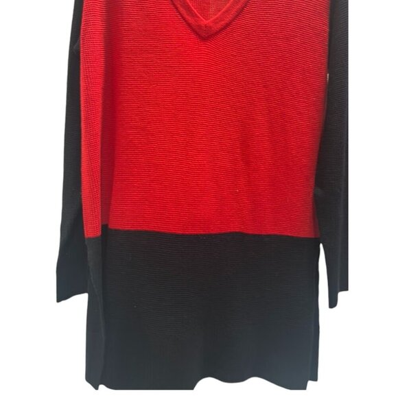 Vince Camuto Red Black Colorblock Sweater | Size XS V-Neck Pullover Top - Picture 2 of 5